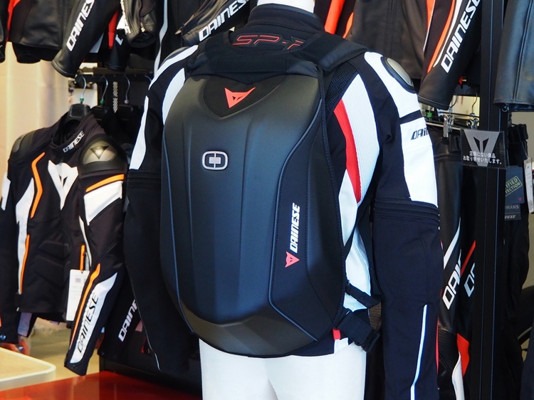 DAINESE D-MACH BACKPACK のご紹介