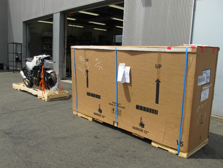 今日も入荷しました