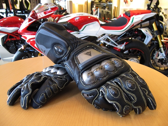 FULL METAL 6 GLOVES のご紹介