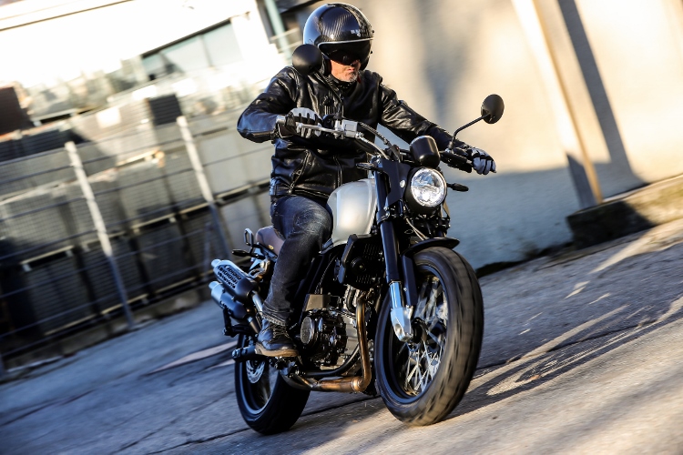【タイラレーシング静岡店】SWM NEW125ccシリーズご予約受付中です