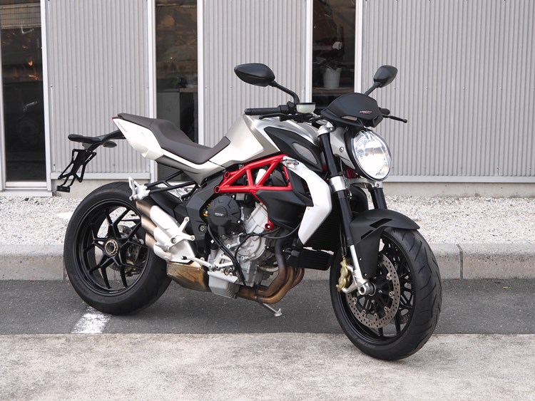 USED BIKE MV AGUSTA BRUTALE800 入荷！