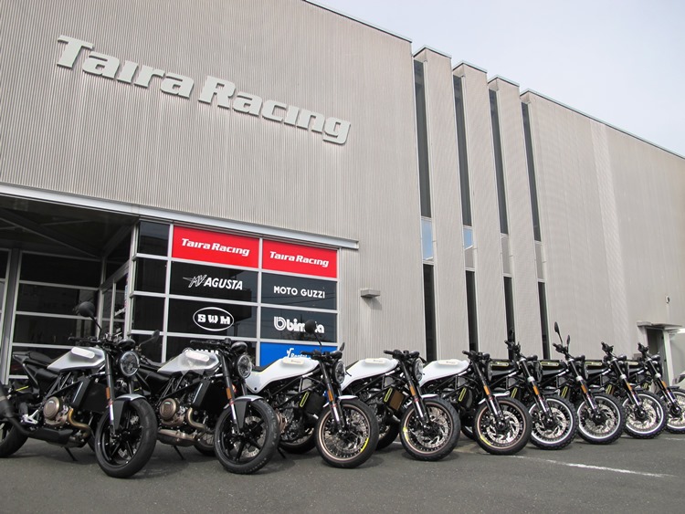 HUSQVARNA 追加入荷致しました！